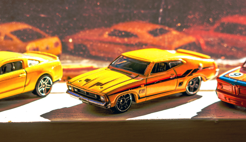 car-vehicle-yellow-toy-sports-car-muscle-car-525792-pxhere-com